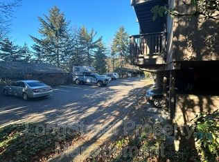 7748 SW Barnes Rd UNIT H, Portland, OR 97225