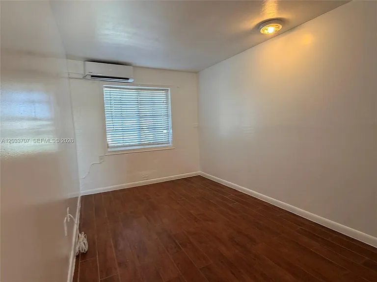 2500 Sunshine Blvd — Photo 7
