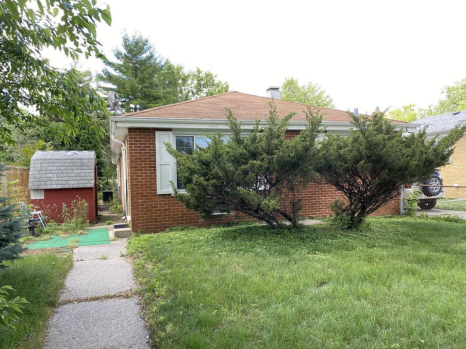 1st image of 958 Greenbay Ave