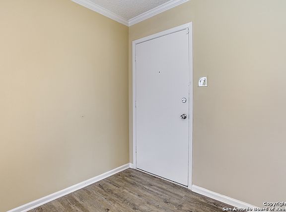 3rd image of 6836 Cedarwood Ct