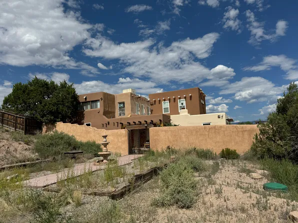 38 Ojitos Trl, Espanola, NM 87532