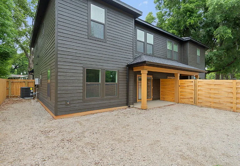 751 Amos St #B — Photo 23