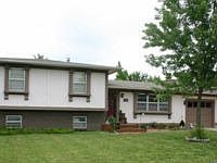 2nd image of 204 E Douglas Ave