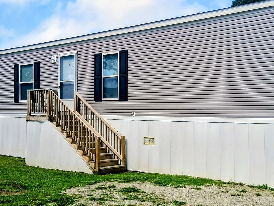 1st image of 3 Casey Rd #3C