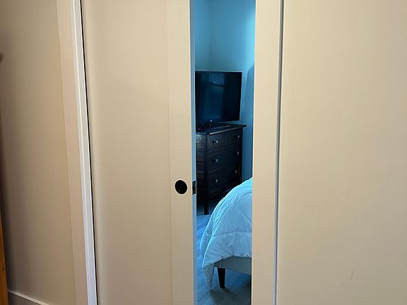 5th image of 506 Spring Ave #1
