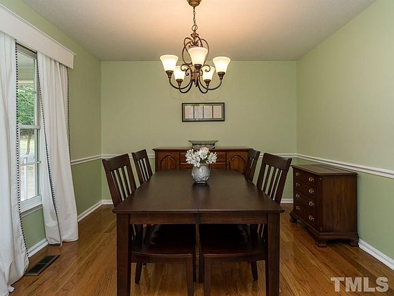 4th image of 15 Kinsey Ct