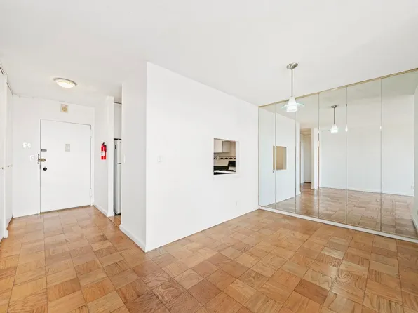 7855 Blvd East image 9 of 25