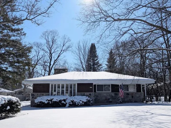 4963 West Terry AVENUE, Brown Deer, WI 53223