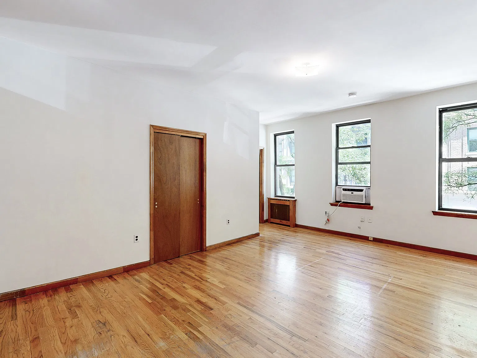 200 West 85th Street — Photo 2