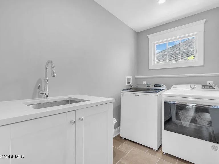 44 Cowart Ave — Photo 24