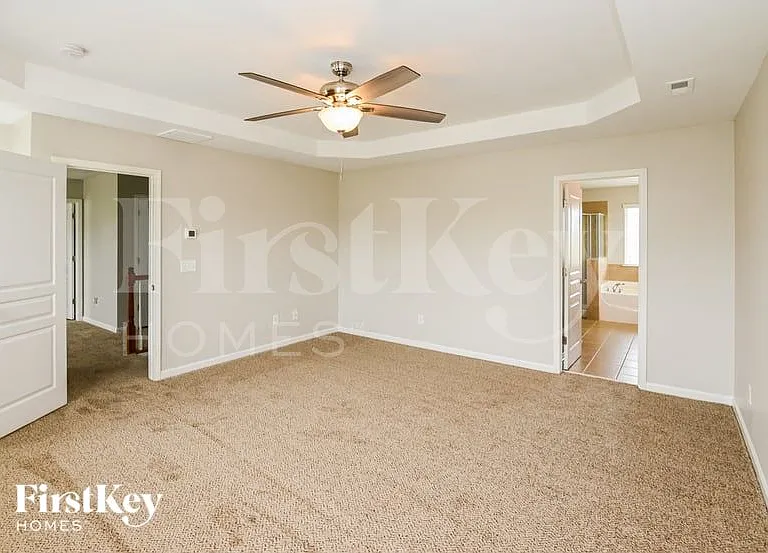 4637 Triumph Dr SW — Photo 9