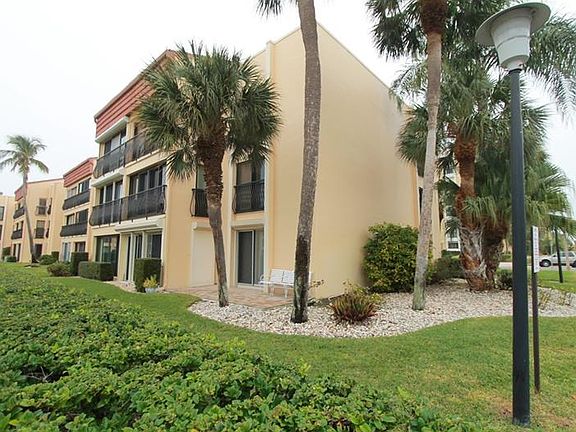 3rd image of 845 S Gulfview Blvd APT 112