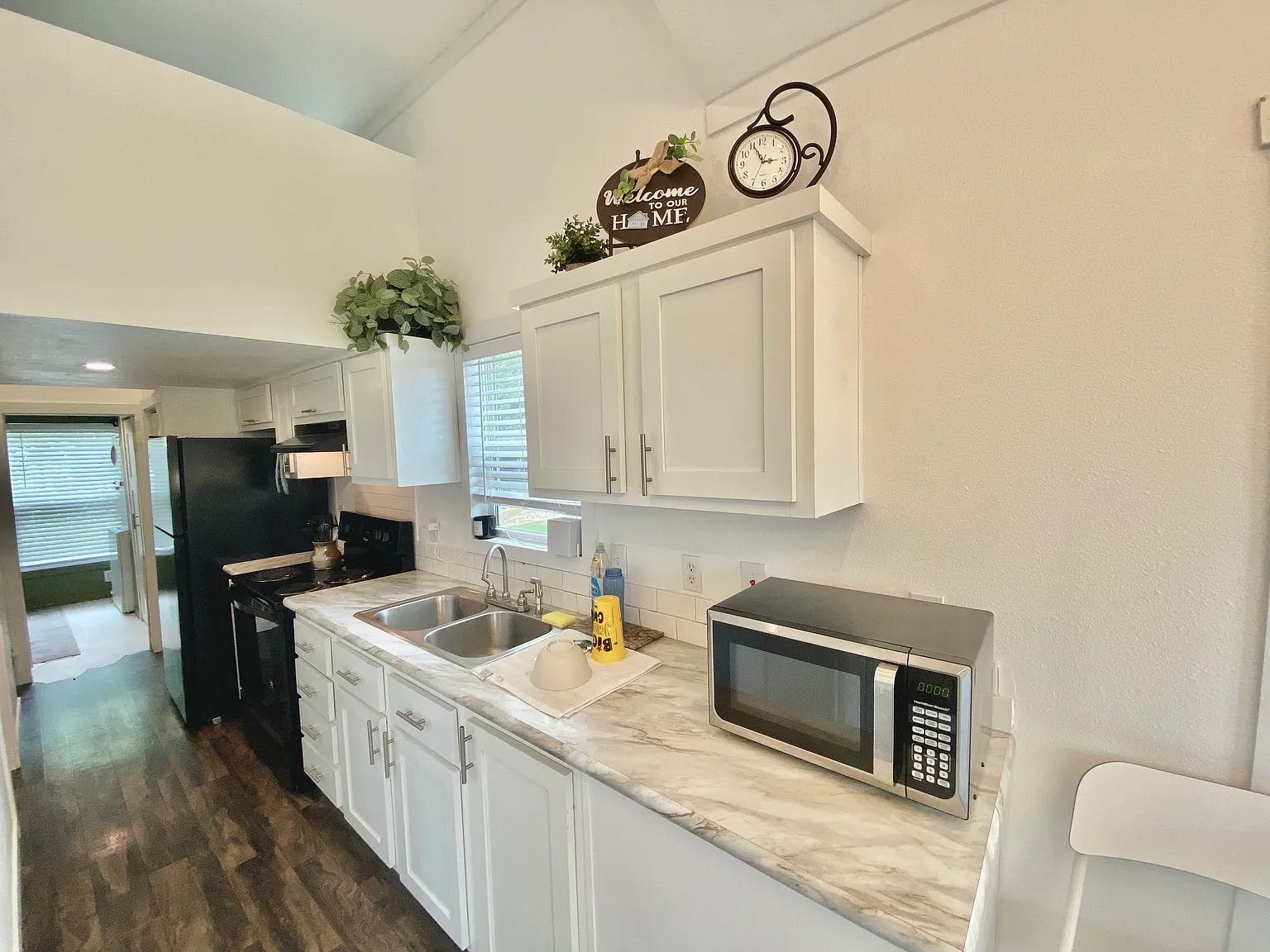 1 bed, 399 sqft, $1,200 — Photo 4