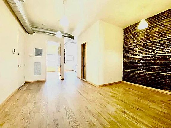 3rd image of 1248 Fulton St Unit 1