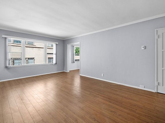 4th image of 516 N Normandie Ave #1804