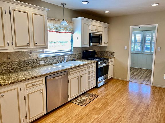 Spacious Kitchen