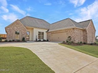 152 Cornerstone Dr, Brandon, MS 39042