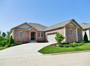 2604 W Lake Pointe Ter, Peoria, IL 61614