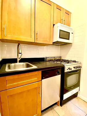 Rented by City & Suburban | media 22