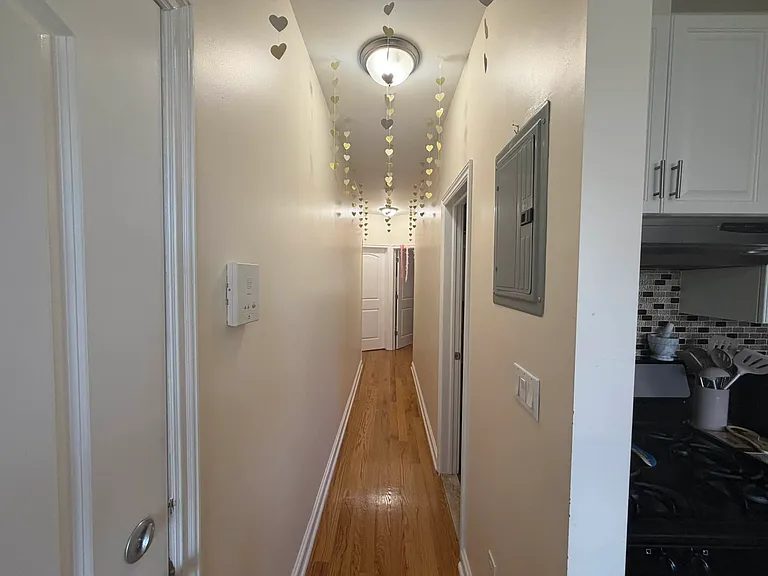 28-40 49th St #B — Photo 8