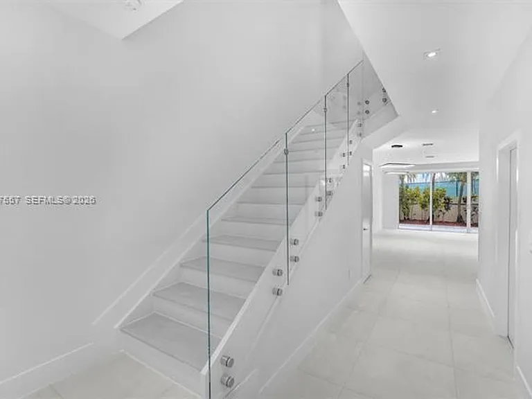 21391 Marina Cove Cir #Townhouse 14-K — Photo 37