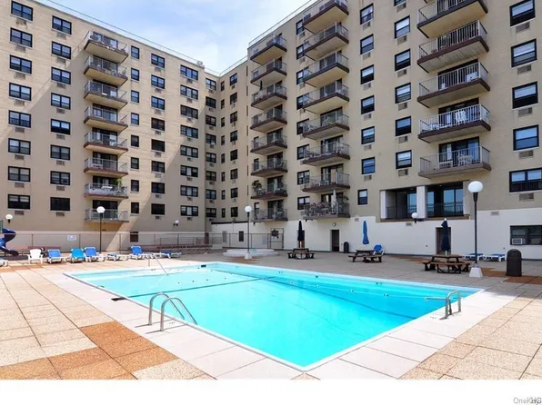 1085 Warburton Avenue #417, Yonkers, NY 10701