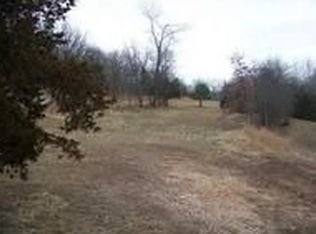 120 Valley Dr, Noel, MO 64854