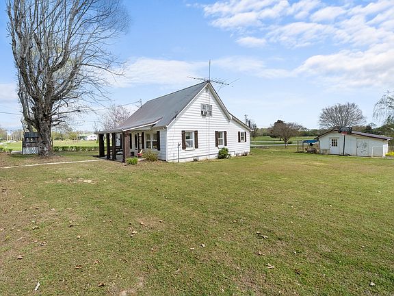 3rd image of 6606 Old Tullahoma Rd