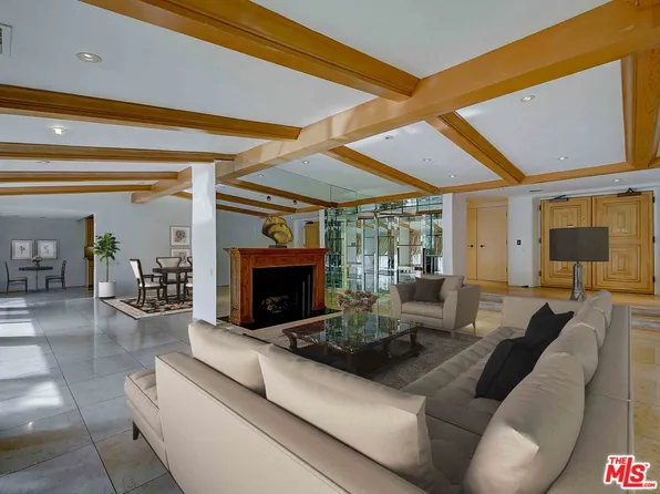 2186 Century Woods Way #44, Los Angeles, CA 90067