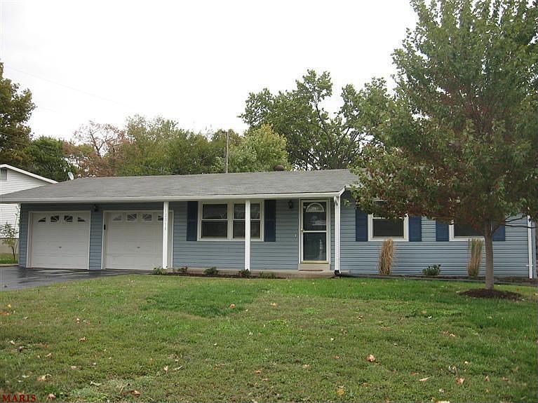 1st image of 12016 Glenbrook Dr