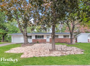 1021 Briarbrae Dr, Saint Louis, MO 63138