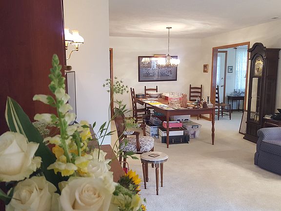 Entry view-dining-sitting 