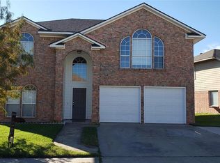5316 Tennis Villa Dr, Arlington, TX 76017