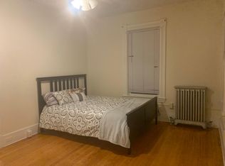 132 Elm St APT 6, Worcester, MA 01609
