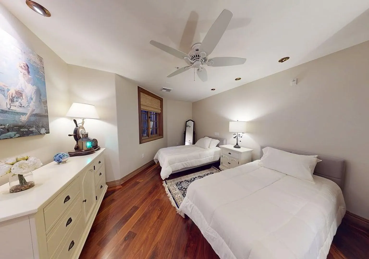Luxury Coronado Condo in Regatta Bay — Photo 4