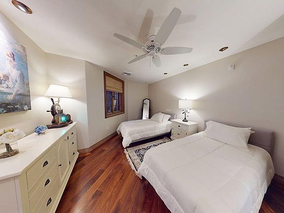 4th image of 120 C Ave Unit 205