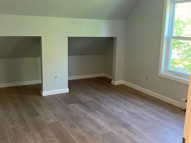 62 Lincoln St — Photo 9