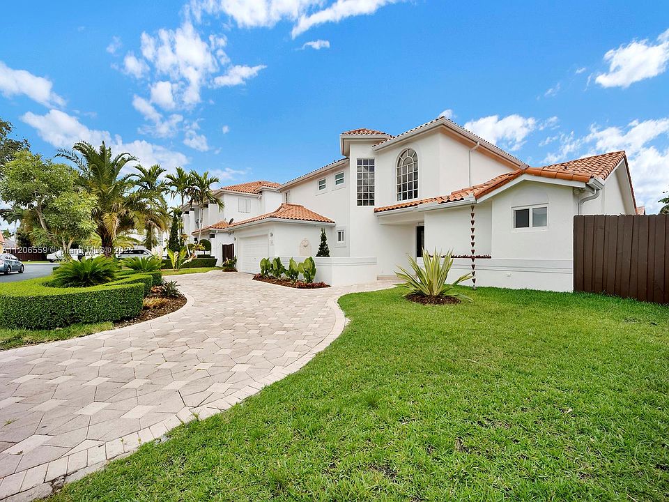 4351 SW 155th Ct, Miami, FL 33185 | Zillow