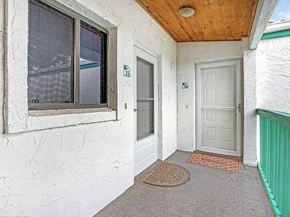 4th image of 4915 Casablanca Cir #H-5
