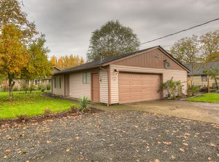 4395 Sunnyview Rd NE, Salem, OR 97305