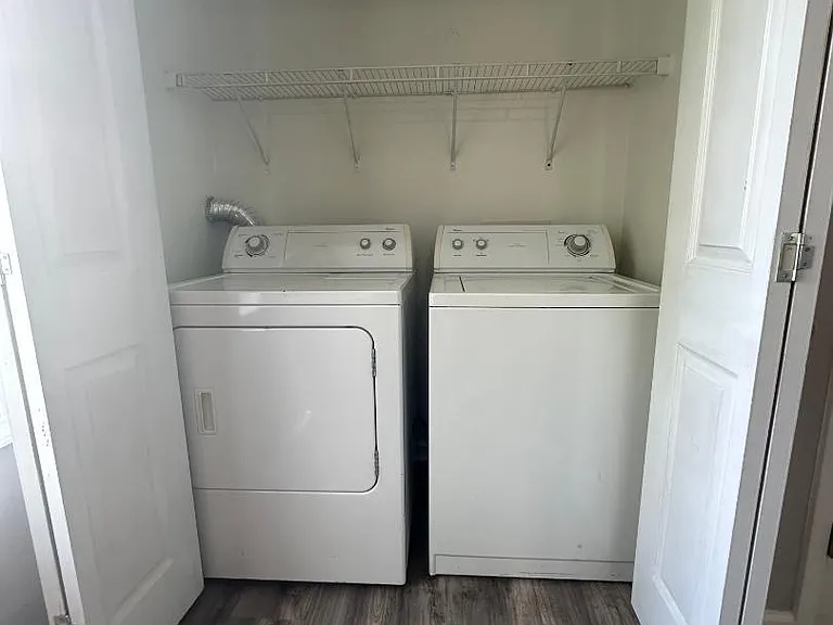 Unit Photo