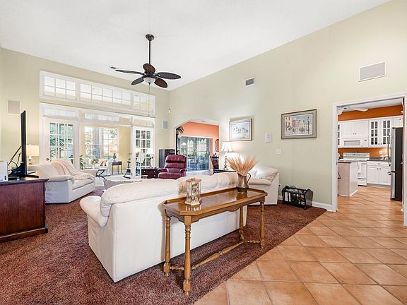 4th image of 4709 Bluewater Ln.