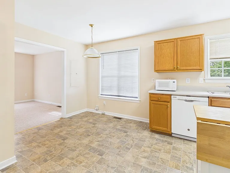 1905 Colgate Ave — Photo 5