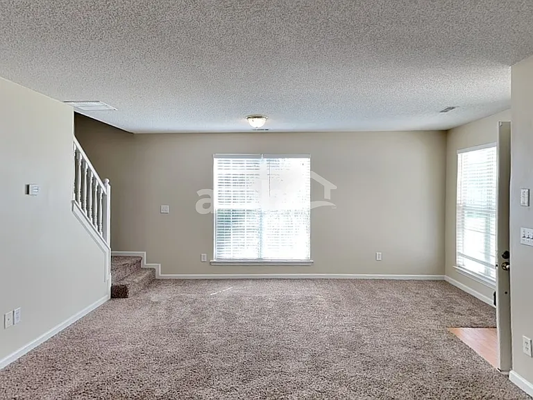 4020 Angels Dr — Photo 7