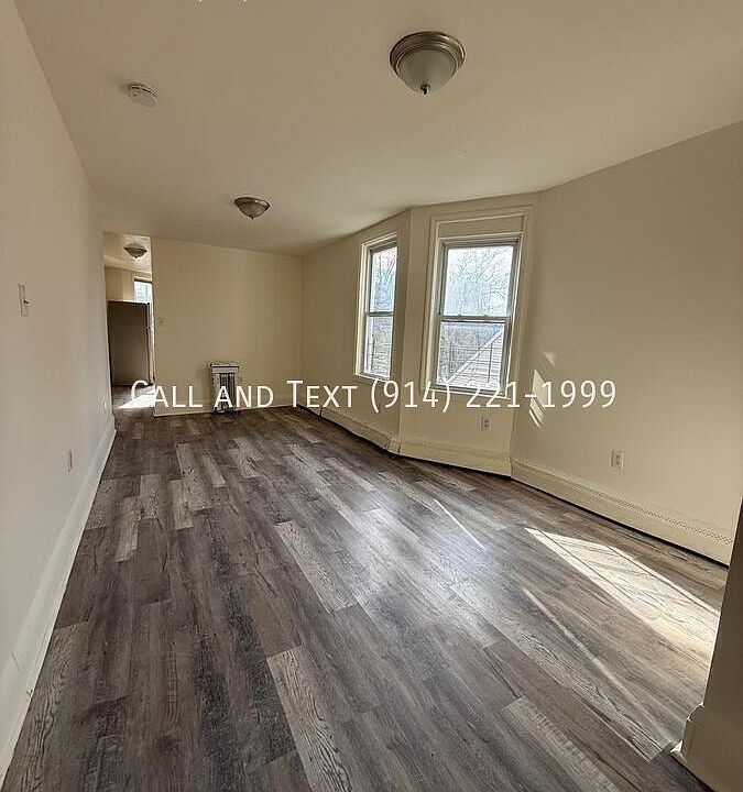 1st image of 153 Stanley Ave APT 1L