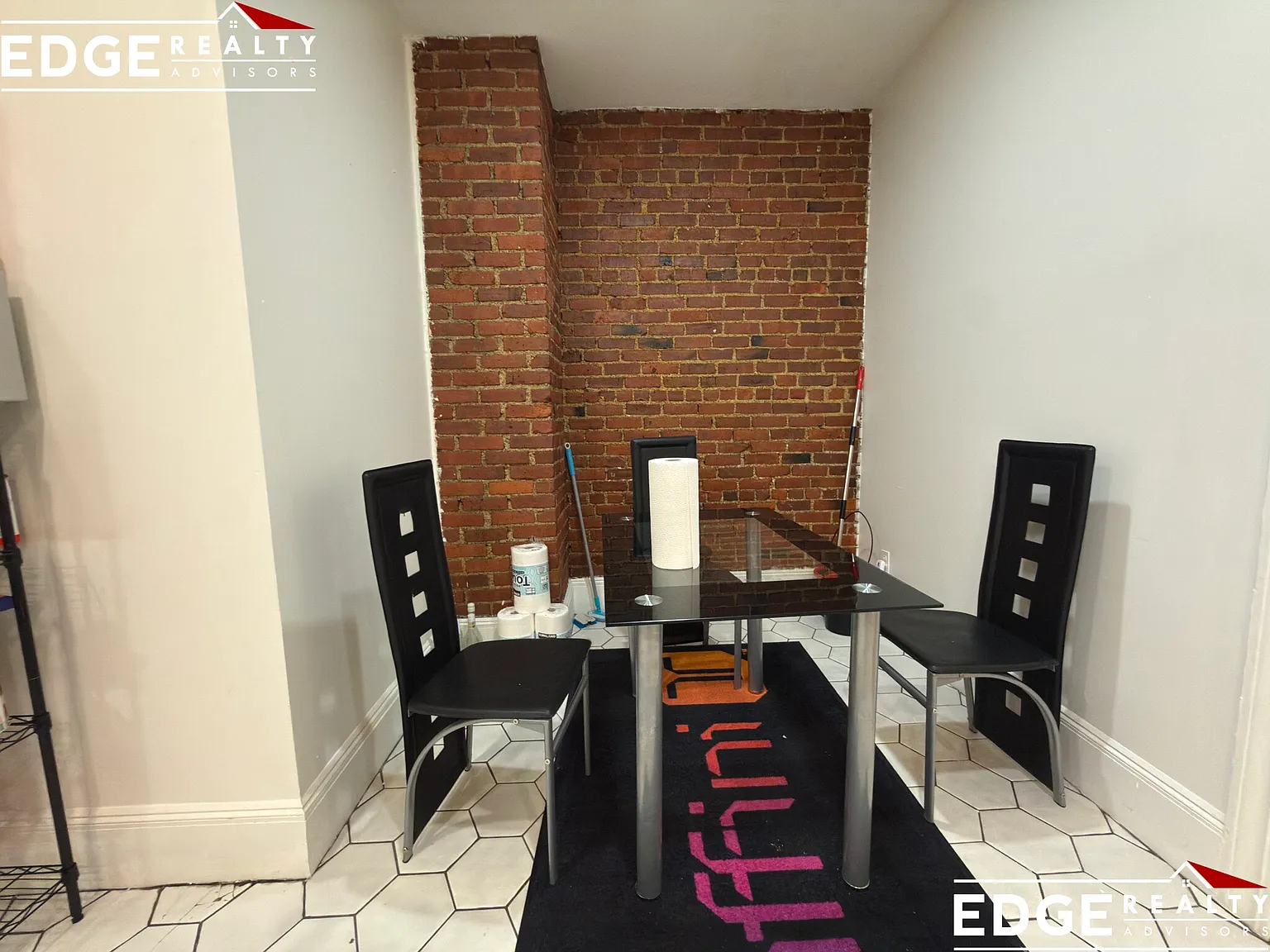 3 bed, 1.0 bath, $3,600 — Photo 4