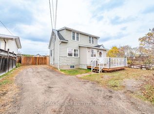 3245 Petawawa Blvd, Petawawa, ON K8H1X8