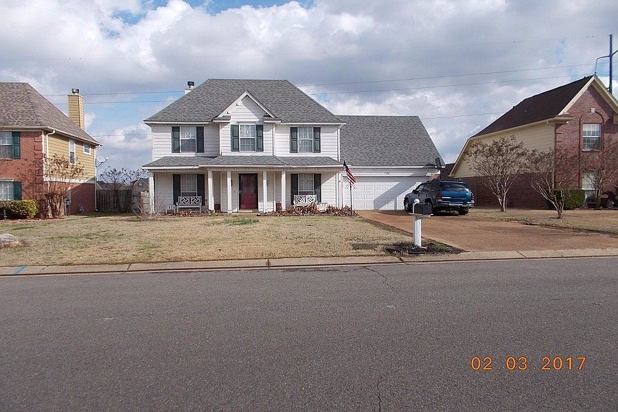 1st image of 7126 Fox Creek Dr