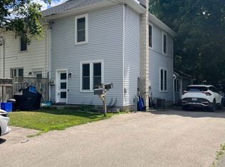 124 Poplar Ave, Halton Hills, ON L7J 2E2