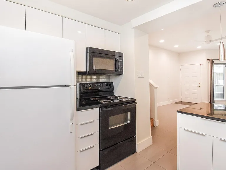 1829 Augusta Dr #31 — Photo 13